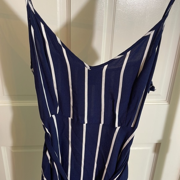 Forever 21 blue striped summer dress. - Picture 2 of 4